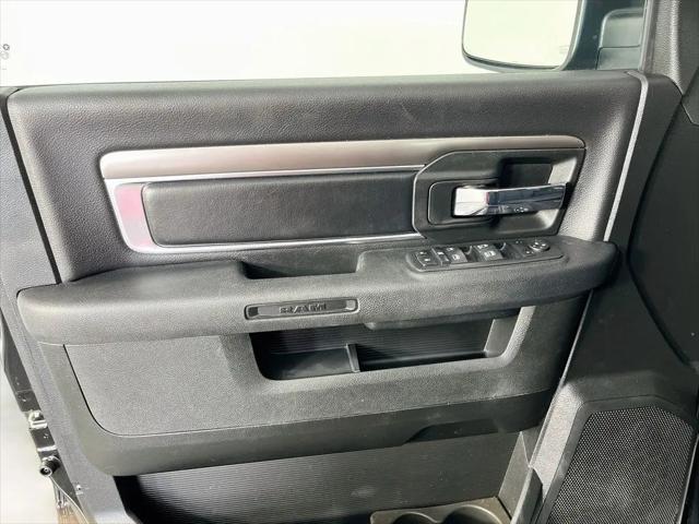 2024 Ram 1500 Classic Warlock Crew Cab 4x4 57 Box