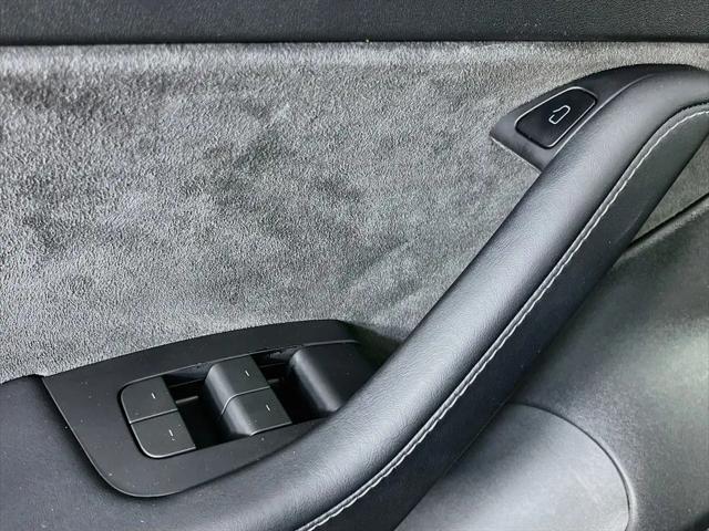 2022 Tesla Model 3 Long Range Dual Motor All-Wheel Drive