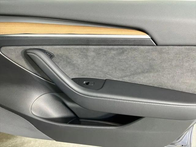 2022 Tesla Model 3 Long Range Dual Motor All-Wheel Drive