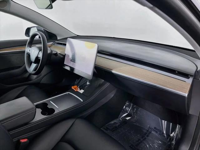2022 Tesla Model 3 Long Range Dual Motor All-Wheel Drive