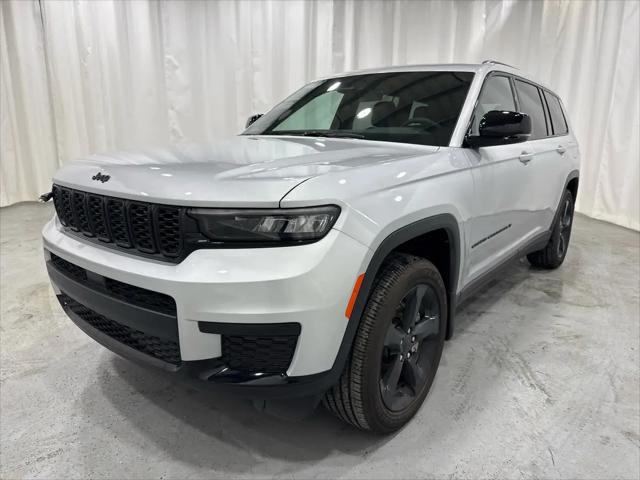 2025 Jeep Grand Cherokee L Altitude 4x4 for sale in Fairbanks, AK