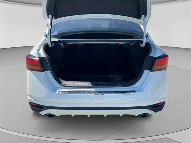 2022 Nissan Altima SL FWD