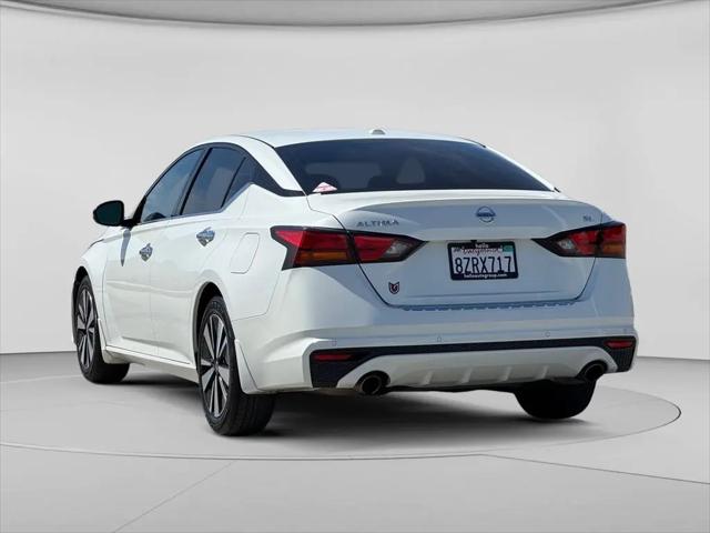 2022 Nissan Altima SL FWD