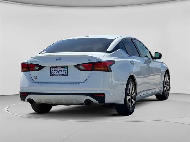 2022 Nissan Altima SL FWD