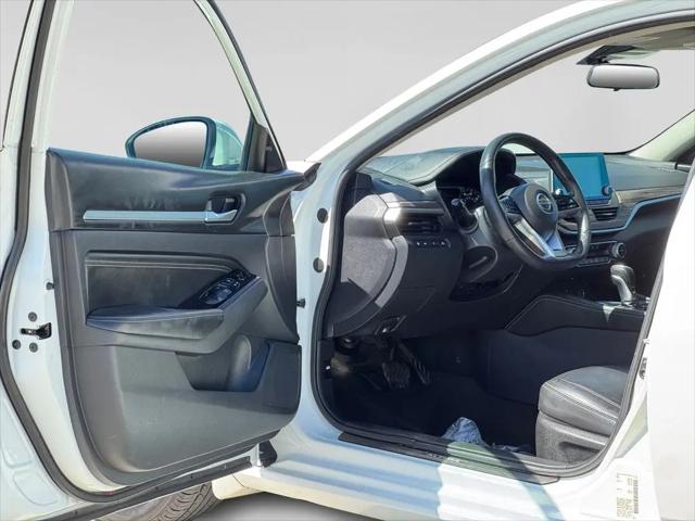 2022 Nissan Altima SL FWD