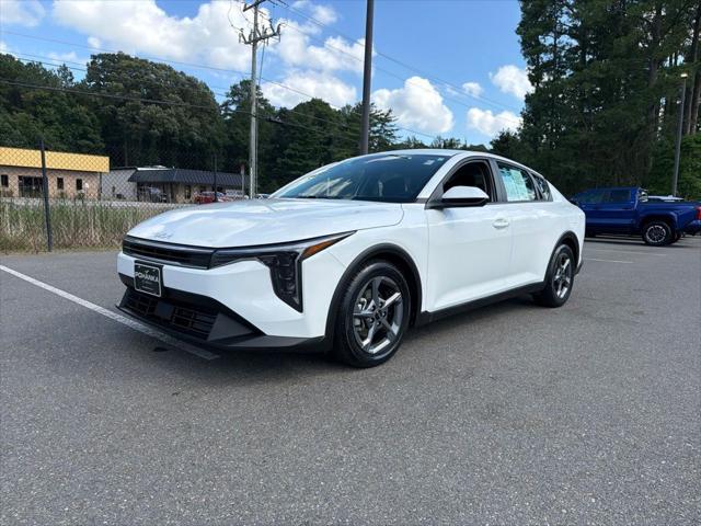 2025 Kia K4 LXS 2025 Kia K4 LXS