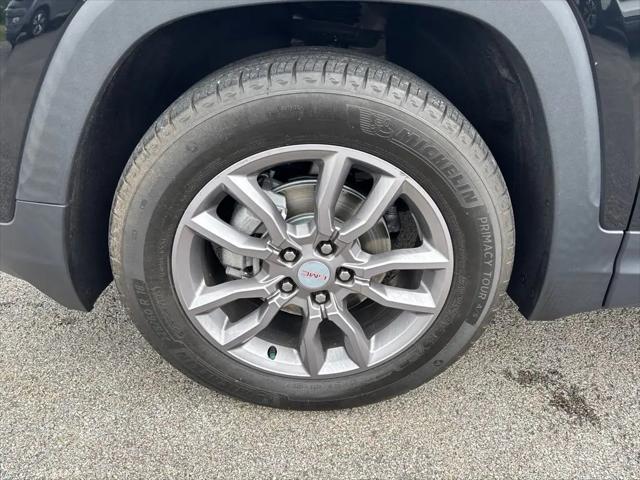 2023 GMC Terrain AWD SLT