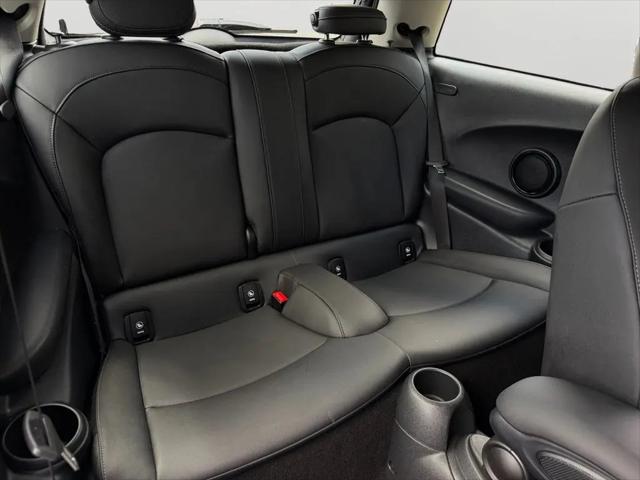 2024 MINI Hardtop Cooper