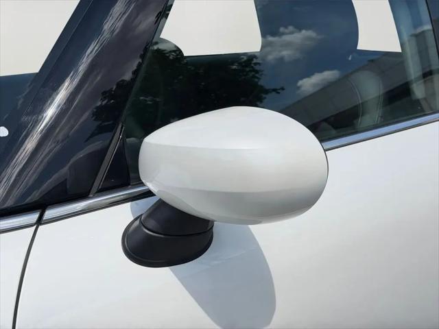 2024 MINI Hardtop Cooper