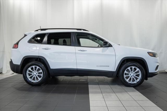 2022 Jeep Cherokee Latitude Lux 4x4 2022 Jeep Cherokee Latitude Lux 4x4