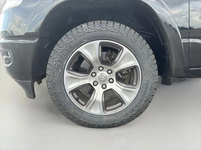 2022 Ram 1500 Laramie Crew Cab 4x4 57 Box