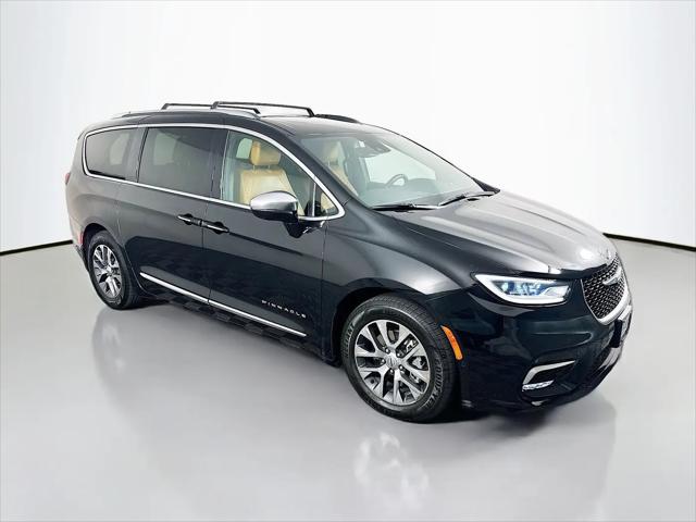 2022 Chrysler Pacifica Hybrid Pinnacle for sale in Shiloh, IL