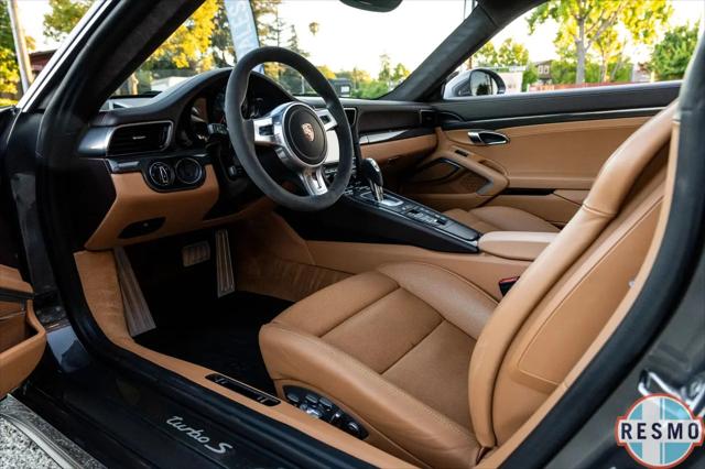 2014 Porsche 911 Turbo S