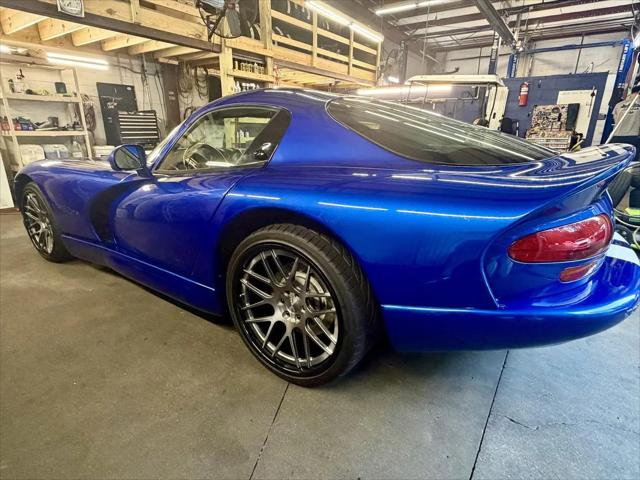 1997 Dodge Viper GTS