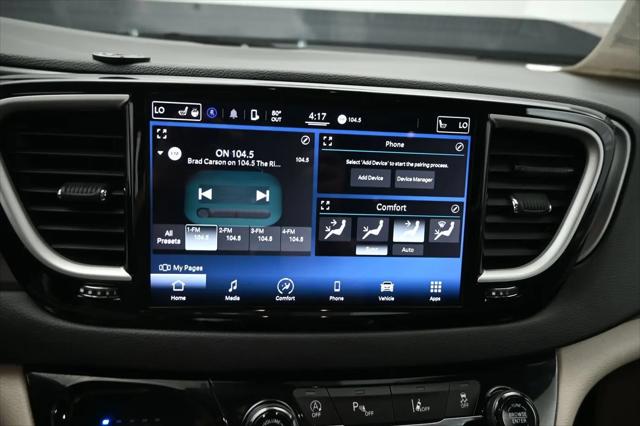 2022 Chrysler Pacifica Touring L