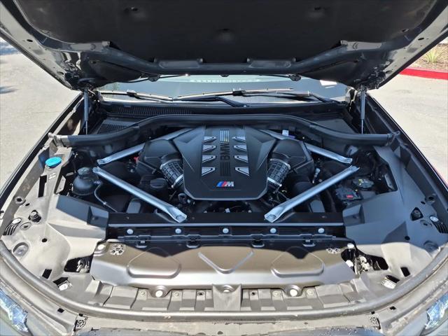 2027 BMW X7 M60i