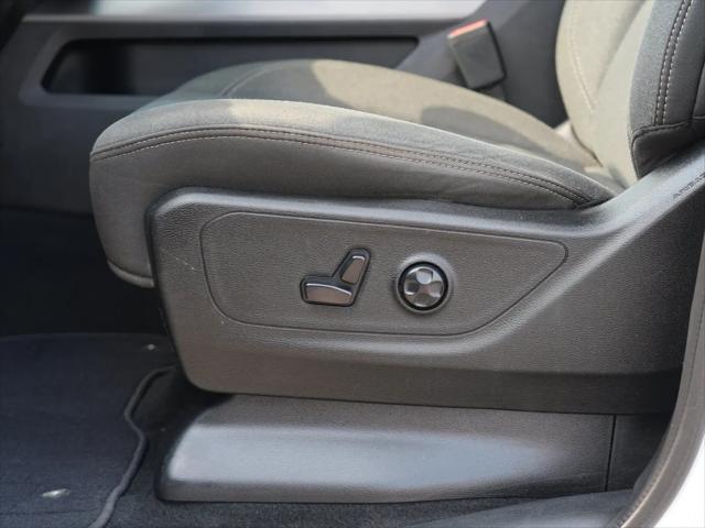 2019 Ram 1500 Big Horn/Lone Star Crew Cab 4x4 57 Box
