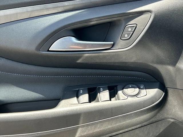 2026 Buick NV Sport Touring FWD