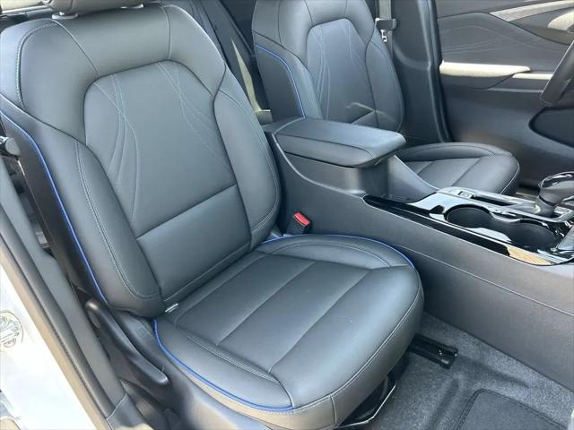 2026 Buick NV Sport Touring FWD