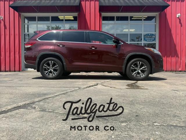 2018 Toyota Highlander LE for sale in Fremont, NE
