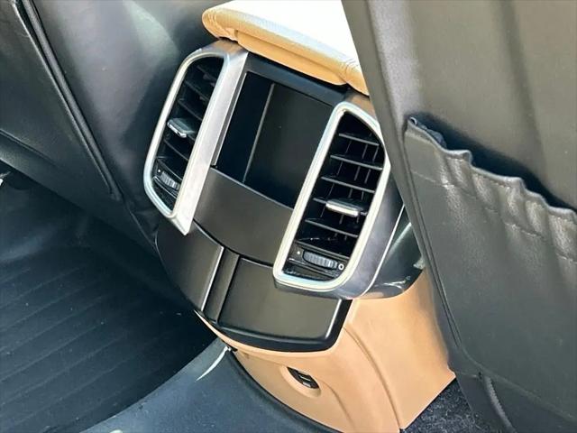 2017 Porsche Cayenne S