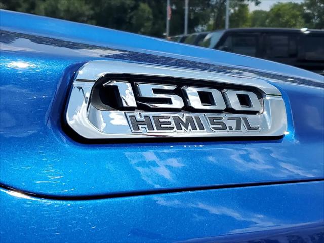 2019 Ram 1500 Big Horn/Lone Star Crew Cab 4x4 57 Box