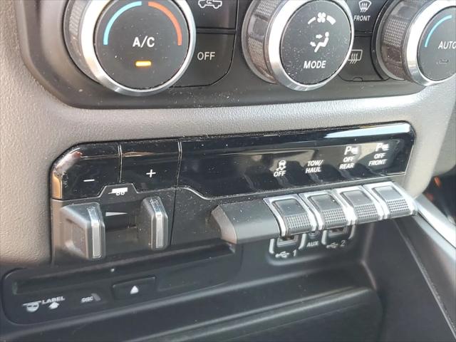 2019 Ram 1500 Big Horn/Lone Star Crew Cab 4x4 57 Box