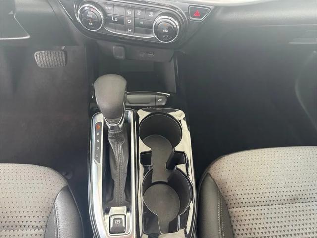 2025 Chevrolet Trax FWD LT