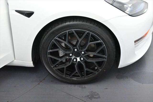 2021 Tesla Model 3 Standard Range Plus Rear-Wheel Drive