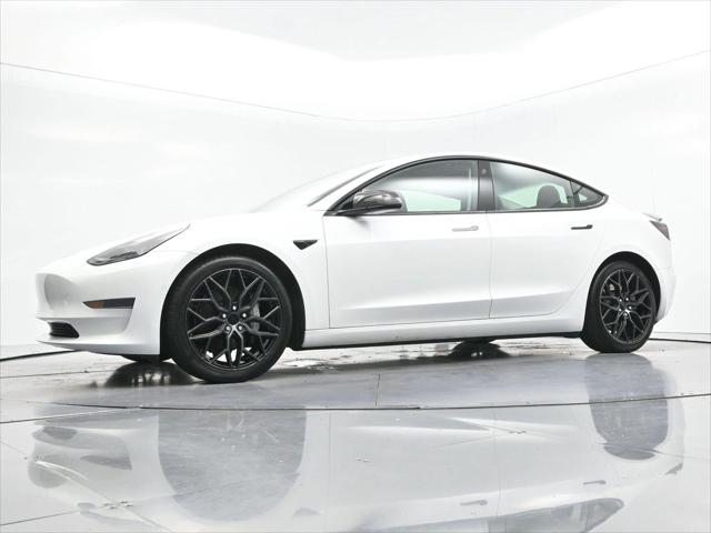 2021 Tesla Model 3 Standard Range Plus Rear-Wheel Drive
