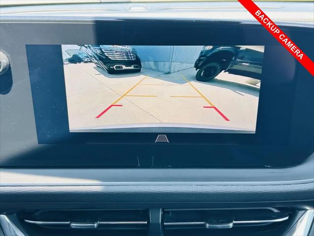 2025 Buick NV Preferred FWD
