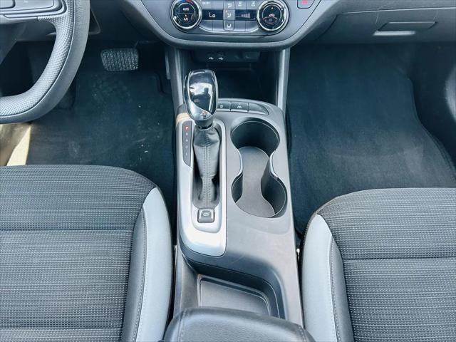 2025 Buick NV Preferred FWD