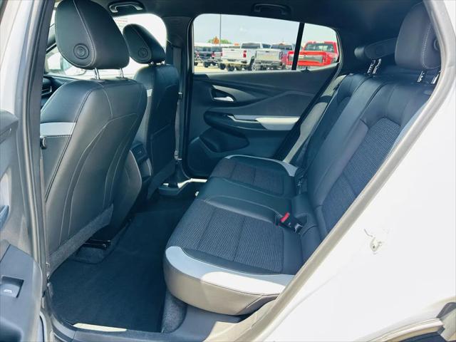 2025 Buick NV Preferred FWD