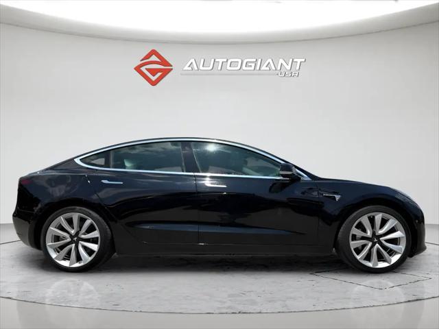2019 Tesla Model 3 Mid Range