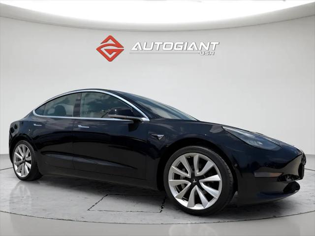 2019 Tesla Model 3 Mid Range