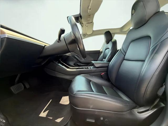 2019 Tesla Model 3 Mid Range