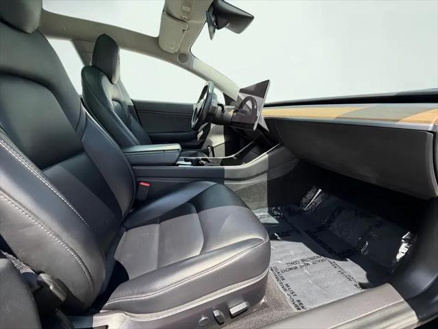 2019 Tesla Model 3 Mid Range