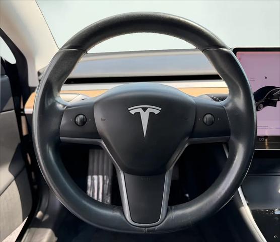 2019 Tesla Model 3 Mid Range