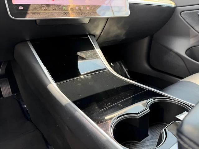 2019 Tesla Model 3 Mid Range