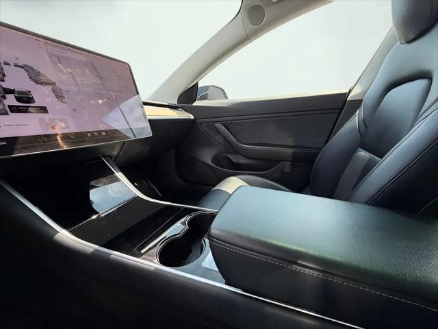 2019 Tesla Model 3 Mid Range