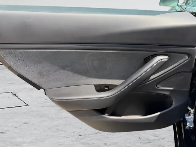 2019 Tesla Model 3 Mid Range
