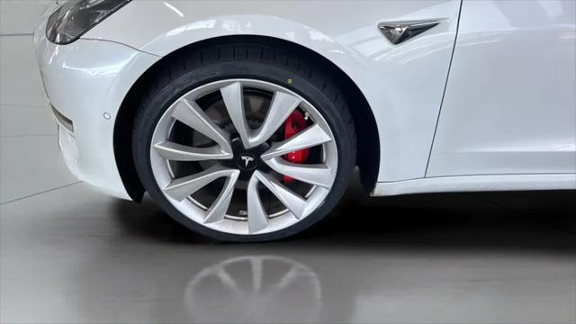 2019 Tesla Model 3 Performance