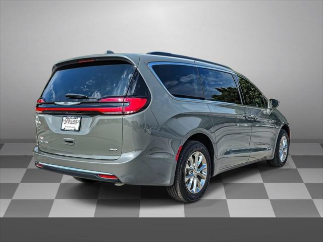 2022 Chrysler Pacifica Touring L AWD