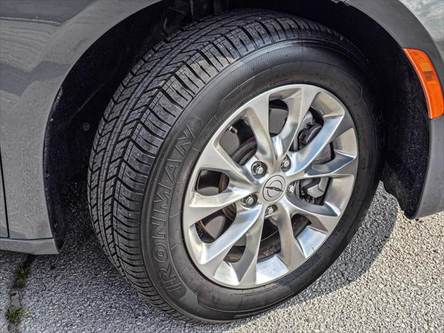 2022 Chrysler Pacifica Touring L AWD
