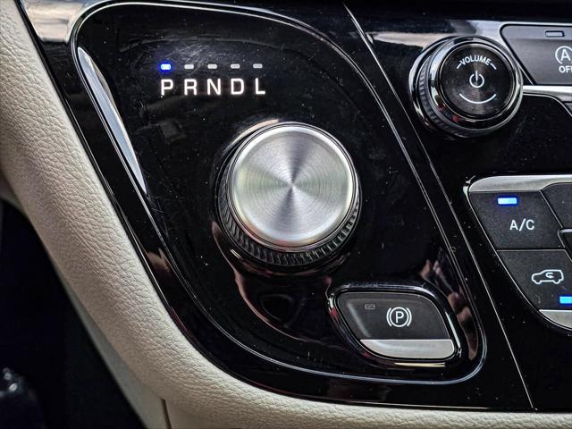 2022 Chrysler Pacifica Touring L AWD