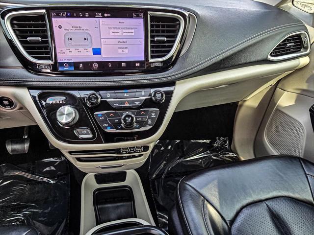 2022 Chrysler Pacifica Touring L AWD