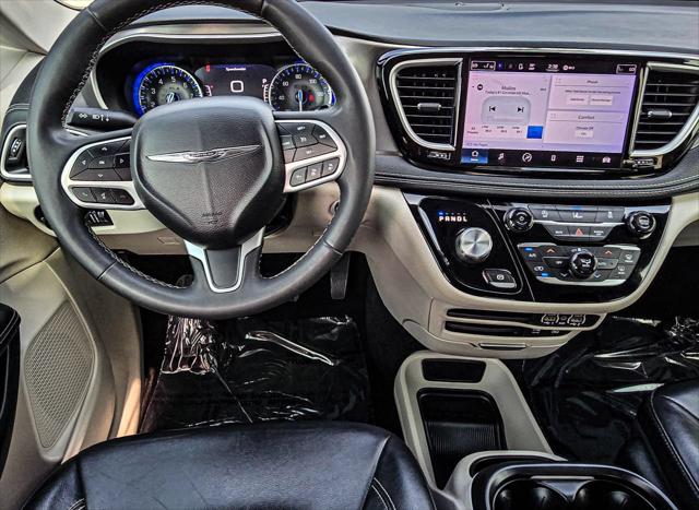 2022 Chrysler Pacifica Touring L AWD