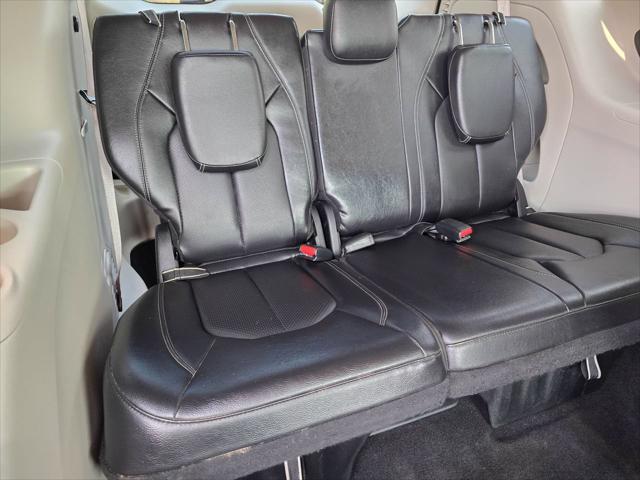 2022 Chrysler Pacifica Touring L AWD