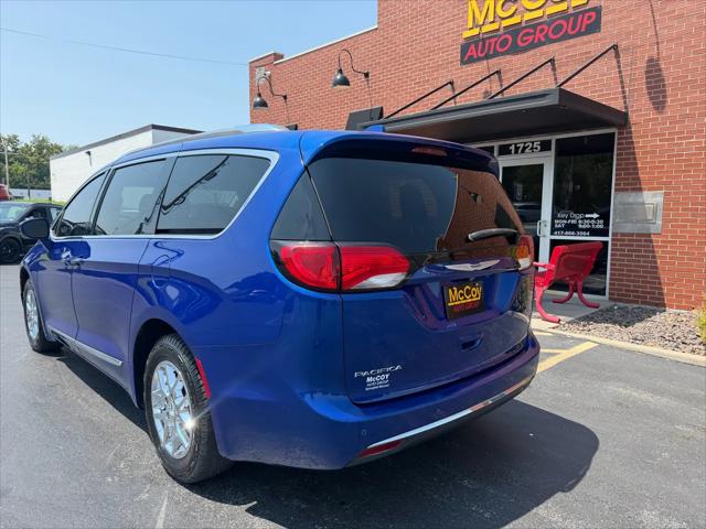 2020 Chrysler Pacifica Touring L