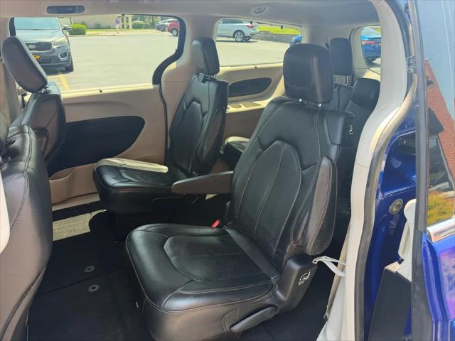 2020 Chrysler Pacifica Touring L